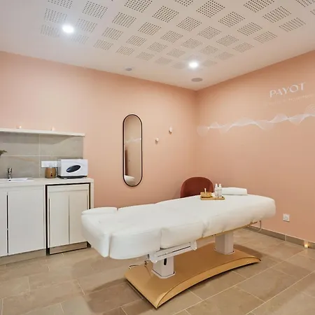 Aparthotel Odalys L'oree Du Parc Royan