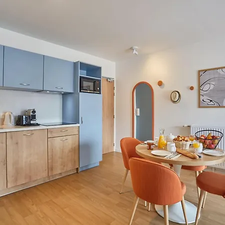 Odalys L'oree Du Parc 아파트호텔 4*