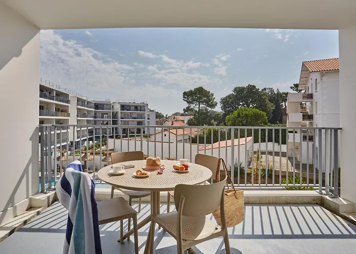 Odalys L'oree Du Parc Aparthotel 4*